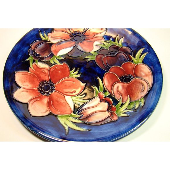 Walter Moorcroft Anemone Pattern Plate - Picture 9 of 16